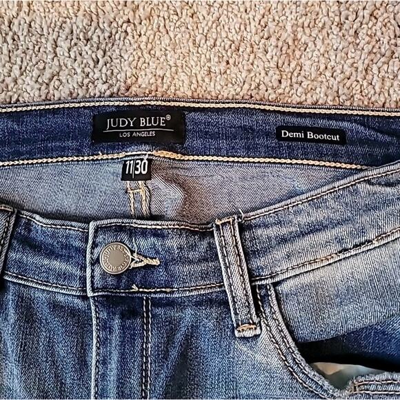 Judy Blue Women’s Slim Bootcut Jeans – High Rise – Size 11/30 –Western Style EUC - Picture 7 of 9
